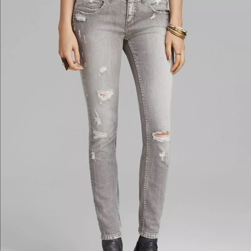 Free People Copenhagen Destroyed Skinny Jeans 25